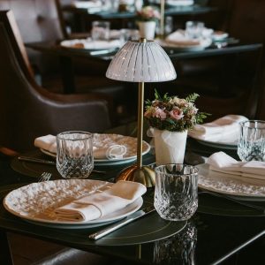 What to wear to a steakhouse