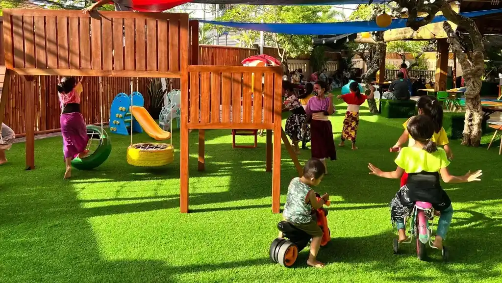 Kids playing at KidzCafe, Bali